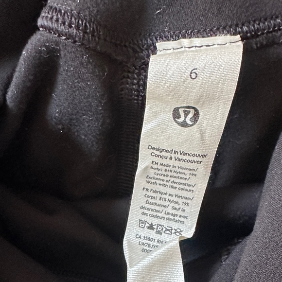 lululemon athletica Black Athletic Shorts NWOT - Picture 3 of 5